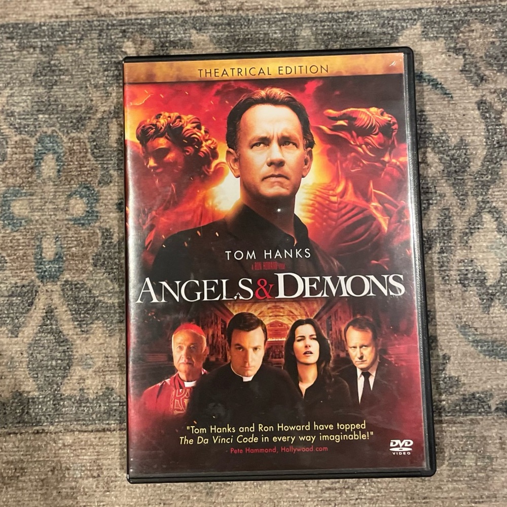 {Angels & Demons} DVD Theatrical Edition, excellent used condition
